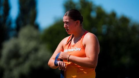 La lanzadora de peso ba&ntilde;esa Aitana Cape&aacute;ns, ayer en el entramiento previo al Campeonato de Europa sub-18 en Rieti (Italia).