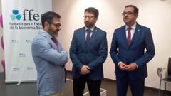 El consejero de Industria y Empleo, Enrique Fern�ndez, en su visita a Avil�s