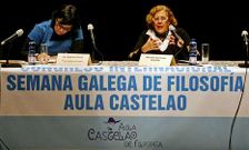 Manuel Carmena -derecha- defendi� ayer la recuperaci�n de la memoria hist�rica de Espa�a.