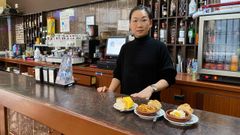 En esta��chinotasca� sirven desde sushi econ�mico de calidad imbatible a unas patatas bravas