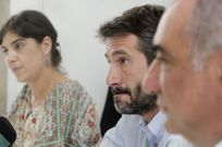 Varela compareci� ayer junto a sus dos tenientes de alcalde. 