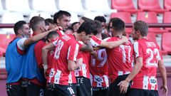 Los jugadores del SD Logro��s celebran su tercer gol al Talavera en la pasada jornada