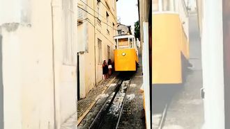 As es el ascensor de la Gloria, el funicular de Lisboa donde murieron 15 personas