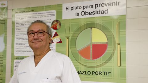 Diego Bellido, retratado este miércoles en el Hospital Naval de Ferrol, donde presta consulta