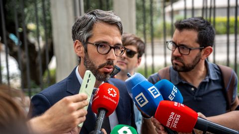 Roberto Alonso, secretario general de Anfaco-Cytma, compareció ante la prensa tras la reunión con los ministros de Economía y de Pesca