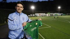 �lex Esquerdeiro loce as cores do Viveiro CF e da SD Burela na Marosa.