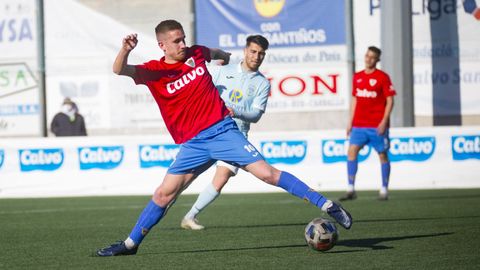 Remeseiro, este domingo en As Eiroas en el partido frente al Viveiro, que acab� 0-0
