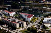 Forestais y Xesti�n P�blica no alcanzan los 45 alumnos, pero Xesti�n no est� duplicado.