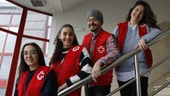 Andrea, Edalyxi, Daniel y Cristina colaboran en distintos servicios de Cruz Roja en Ourense