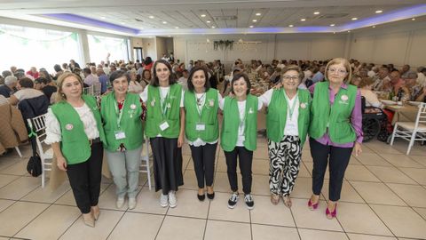 La junta vimiancesa de la AECC en una comida celebrada el pasado mes de octubre