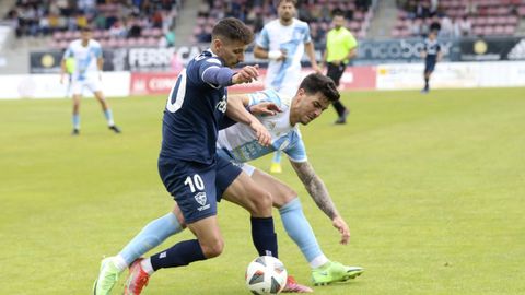 Mangana, en su anterior etapa en el Compos, en un partido ante el Marino de Luanco