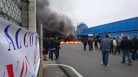 HUELGA EN ALCOA 