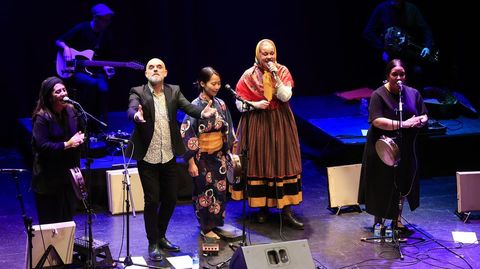 Concerto de Xabier D�az en Vimianzo, con invitadas como Ic�a Varela e Haruna Chatani