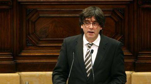 Tambin han asistido los expresidentes del Parlament Joan Rigol, Ernest Benach y Nria de Gispert, junto al exalcalde de Barcelona Xavier Trias, el primer teniente de alcalde del Ayuntamiento de la ciudad, Gerardo Pisarello, en representacin de la alcaldesa Ada Colau.