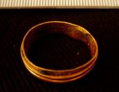 El anillo encontrado en el 2006.