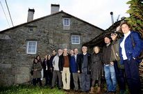 Algunos de los asistentes a las jornadas decidieron visitar la casa natal de Posse.
