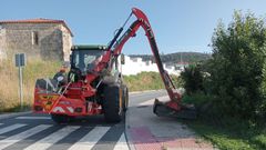 Desbroces en la parroquia de Serantes