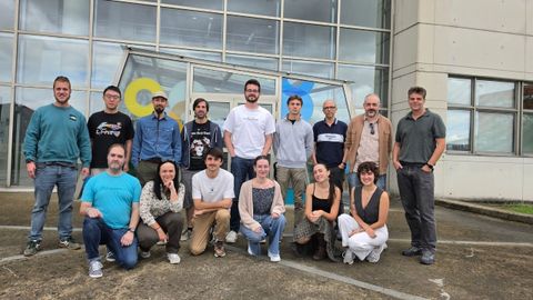 Investigadores de la Universidad de Oviedo crean una herramienta de IA que dise�a la propagaci�n de luz a escala nanom�trica