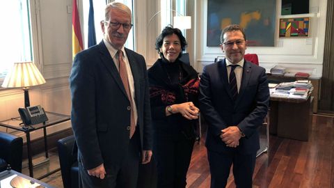 Alejandro Tiana, Isabel Cel�a y Genaro Alonso