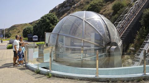 El ascensor de San Pedro causa expectaci�n aunque lleve desde el 2022 sin funcionar.