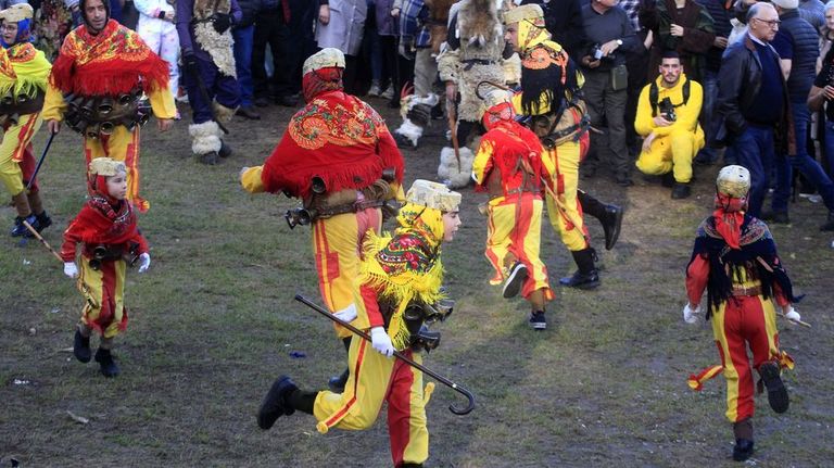 Volantes infantiles en el Entroido Ribeirao de Chantada