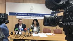 El consejero de Educaci�n, Genaro Alonso, y la directora general de Universidades, Cristina Vald�s.El consejero de Educaci�n, Genaro Alonso, y la directora general de Universidades, Cristina Vald�s 