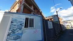 Cuando se paró la obra, hace más de una década, el inmueble ya tenía cubierta y cierre de ladrillo