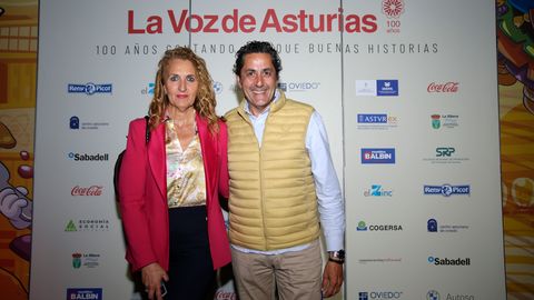 Dulce lvarez, responsable de marketing de Autosa, y Vicente Canteli, gerente de Soluciones Informaticas del Principado