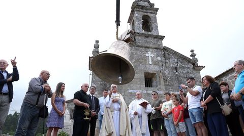 Momento da bendici�n da camp�, efectuada por Antonio Vila Bri�n