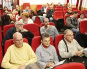 El congreso de ayer cont� con medio centenar de asistentes. 