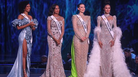 De izquierda a derecha: Aurelie Joachim, de Martinica; Hasset Admassu, de Etiopía; Maja Klajda, de Polonia y Opal Suchata Chuangsri, de Tailandia; compiten en la gran final número 72 de Miss Mundo