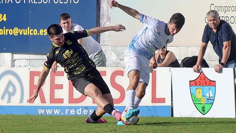 Nacho, de negro, durantel el Boiro-Viveiro.