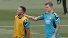 Eden Hazard y Toni Kroos.Eden Hazard y Toni Kroos en un entrenamiento del Real Madrid