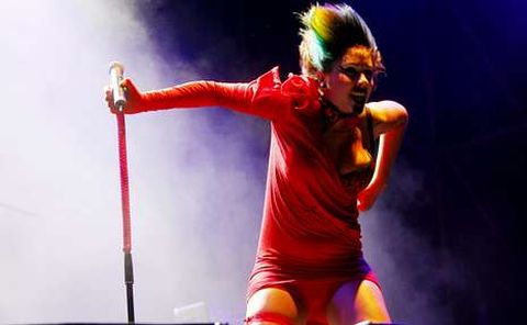 Plus Lottus llenaron de energ�a Riazor antes del concierto de Mika