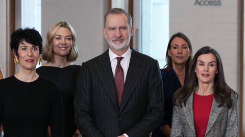 Marta Ortega, con los reyes en la reuni&oacute;n del Real Patronato de la Galer&iacute;a de las Colecciones Reales