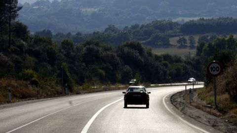 Un tramo de la carretera CG-2.1 entre Monforte y Chantada, en una imagen de archivo