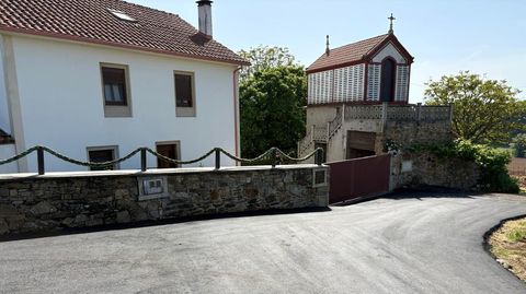 Mejora de pista en Tallo, Ponteceso 