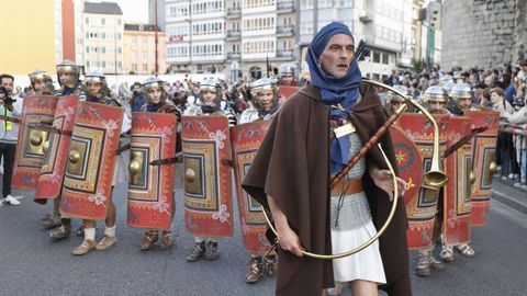 Tropas romanas en el desfile del Arde Lucus