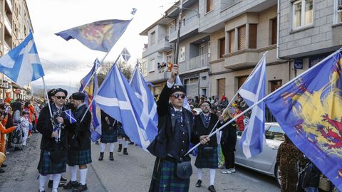 Gran desfile en Xinzo de Limia en el d�a grande del entroido