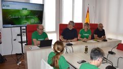 El alcalde y presidente de Augas de Ames, Blas Garca, present la nueva web