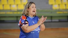 Raquel Mondoruza, Mondo, entrenadora del Envialia Ourense.