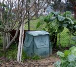 Los compostadores tienen una capacidad para 360 litros.