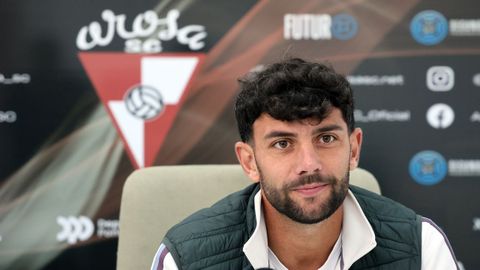 Roda de prensa do entrenador e o capit�n do Arousa na previa do partido da Copa do Rei
