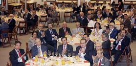 Imagen de parte de los asistentes al foro econ�mico organizado por el Banco Santander y la Voz de Galicia en el Museo Santiago Rey Fern�ndez-Latorre. 