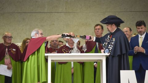 Nombramiento de nuevos cofrades y hermanamiento con otras cofrad�as
