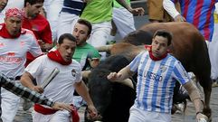 Manada separada y rapidez en el cuarto encierro de Sanfermines