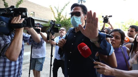 Luis Lorenzo a su llegada al juzgado 