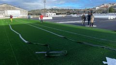Renovación Del Césped En El Campo De O Carregal