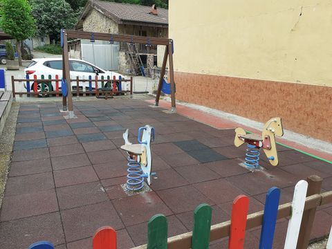 Estado actual del parque infantil de Anieves