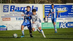 Xabi y Saviola, durante el �ltimo derbi disputado en Barra�a a comienzos del 2020